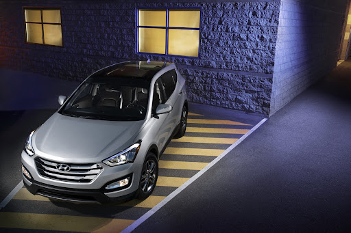 2013-Hyundai-Santa-Fe-Sport-04.jpg