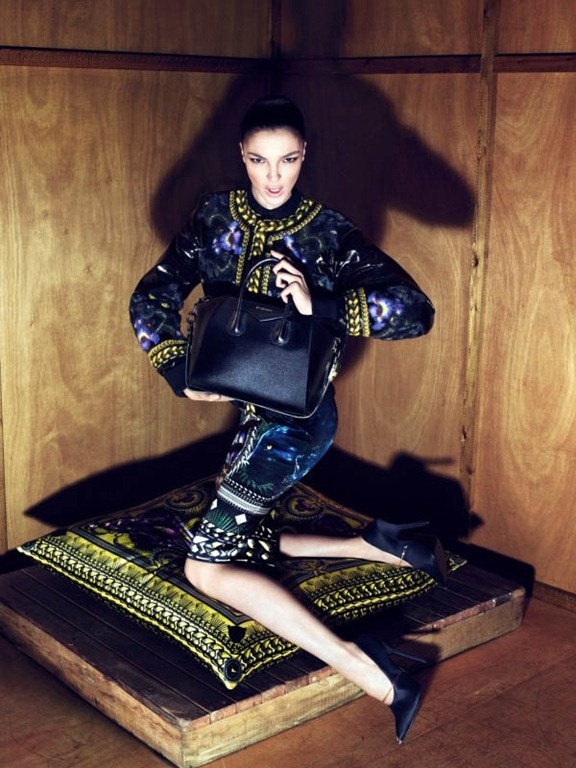 [GivenchyFall201126.jpg]