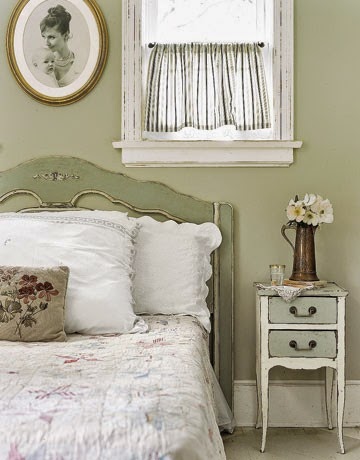 [CL-bedroom-vintage-green1.jpg]