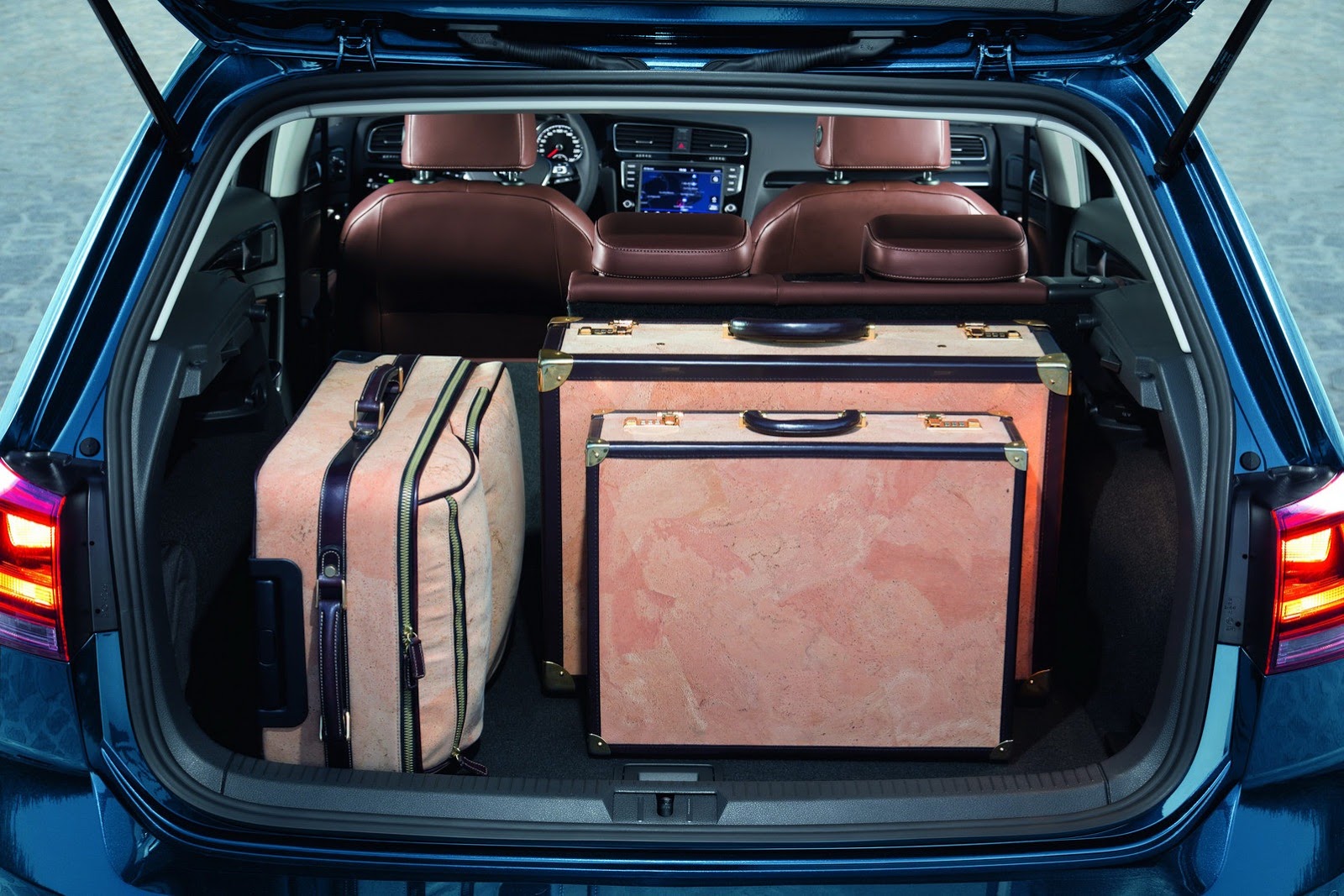 [2013-Volkswagen-Golf-7-15%255B2%255D.jpg]