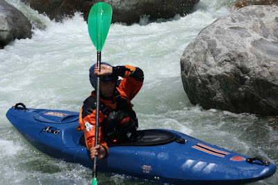 Paddler: Marco Guidi<br />
River: Kaweah River, Hospital Rock