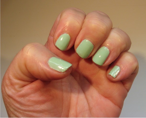 [Green%2520with%2520Envy%2520Nails%255B3%255D.jpg]