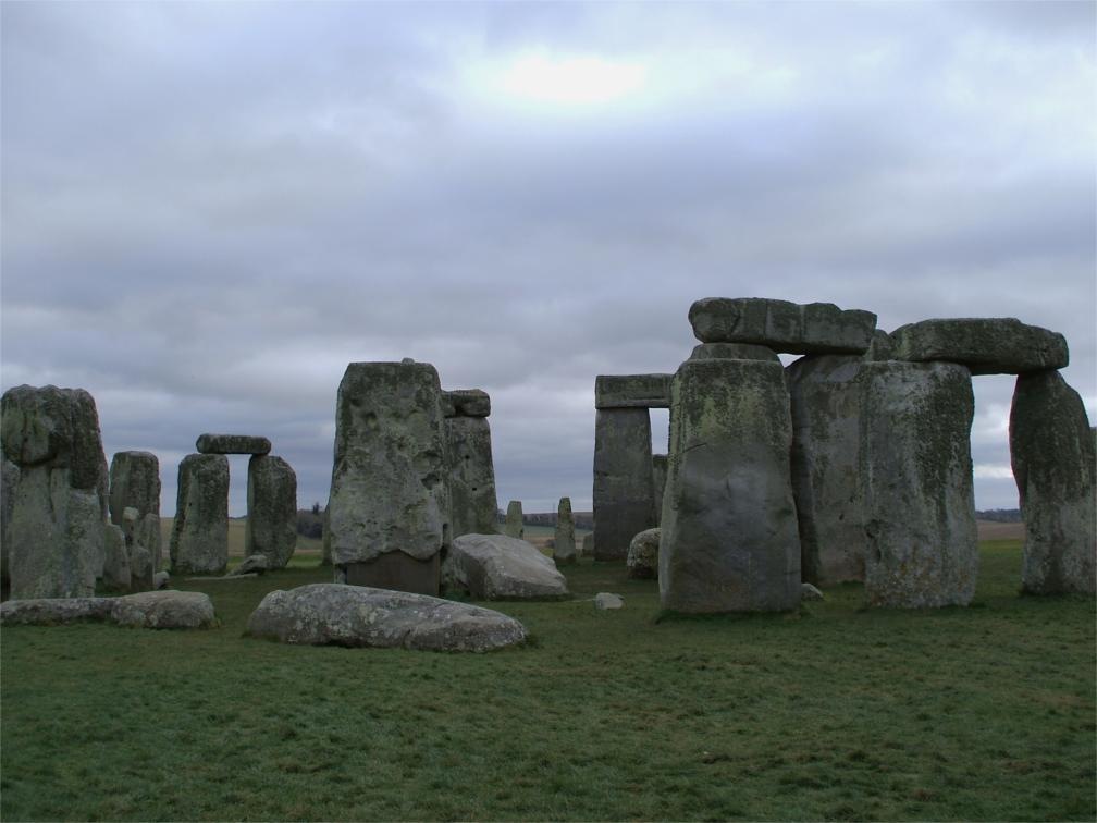[Stonehenge%2520-%2520the%2520northern%2520point%255B2%255D.jpg]