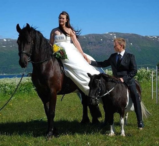 [awkward-couples-people-7%255B2%255D.jpg]