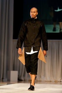 Cameron Stewart - RapprocherDeau, AIC-SF 2011 CameronStewartRapprocherDeauAICSF2011 Art Institute of California San Francisco Fashion Lineup Spring 2011 Review