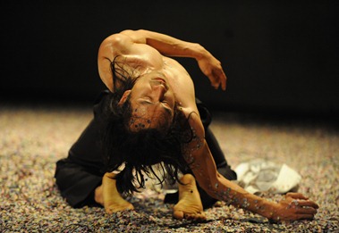 DANCON - Liga cultural de dança<br />Camaleões: Festa contemporânea , Clênio Magalhães + Foto Persona BH<br />©netun lima/Divulgação DANCON - Liga cultural de dança<br />Camaleões: Festa contemporânea , Clênio Magalhães + Foto Persona BH<br />©netun lima/Divulgação