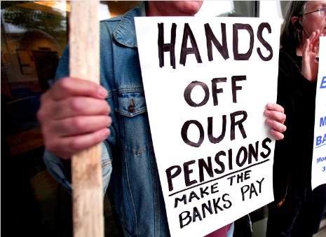 [130718130808-detroit-protests-bankruptcy-620xa%255B4%255D.jpg]