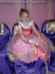 [Megan%2527s%25203rd%2520Birthday%2520012%255B4%255D.jpg]