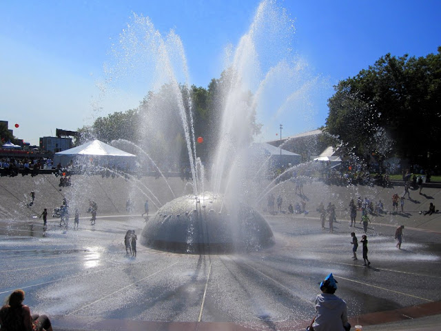 The water fountain at Seattle Center during the Bumbershoot festival