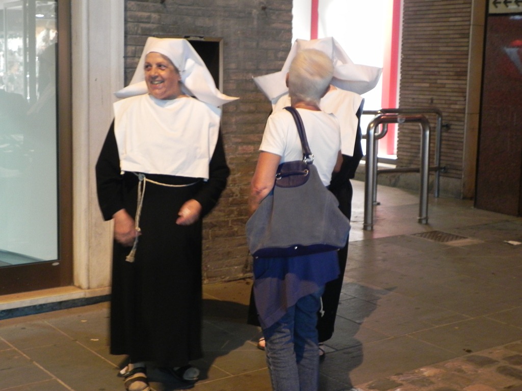 [DSCN0744%255B9%255D.jpg&description=Silent Sunday Italy: Rimini, Piadine and Fellini')]