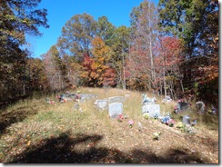 bThreewit cemetery at Ducktown 020