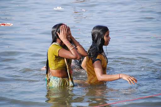 Varanasi+ganges+river