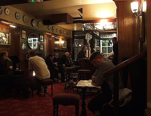 [notting-hill-pub6.jpg]