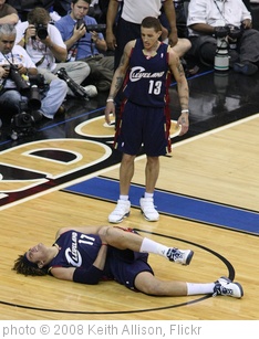 'Anderson Varejao' photo (c) 2008, Keith Allison - license: http://creativecommons.org/licenses/by-sa/2.0/