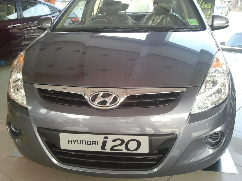 [Hyundai-i20-Front2.jpg]