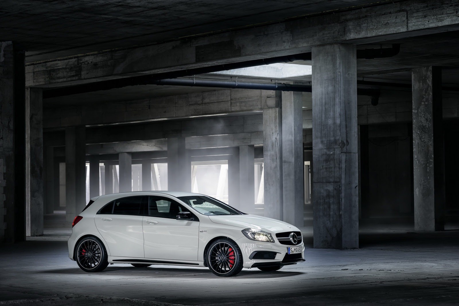 [Mercedes-A45-AMG-20%255B2%255D.jpg]