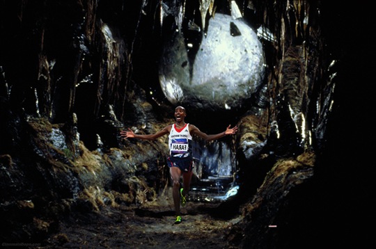 [mo-farah-running-away-11%255B2%255D.jpg]