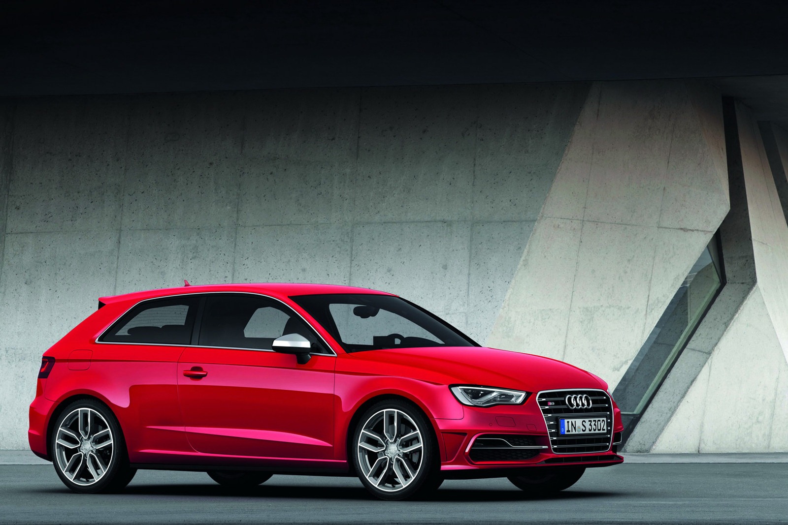 [2013-Audi-S3-9%255B2%255D.jpg]