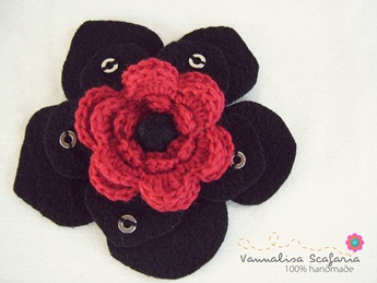 fabric_crocheted_black_red_flower_brooch_washers_vannalisa_scafaria_1