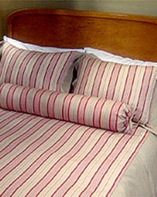 My simple bolster pillow cover how-to. (OAD: 2/5/1999)
