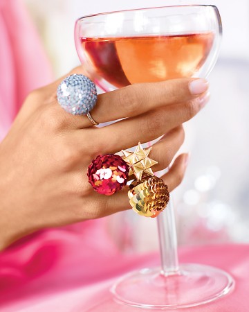 Make and wear one or several of these rings. It's the perfect accessory to dress up a simple outfit. http://www.marthastewart.com/296344/sequin-bauble-ring Make and wear one or several of these rings. It's the perfect accessory to dress up a simple outfit. http://www.marthastewart.com/296344/sequin-bauble-ring