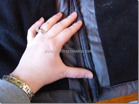 How to replace a coat zipper tutorial by The Crafty Cousins (11)