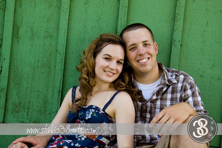 [hallie%2520danny-128%2520for%2520web%255B5%255D.jpg]