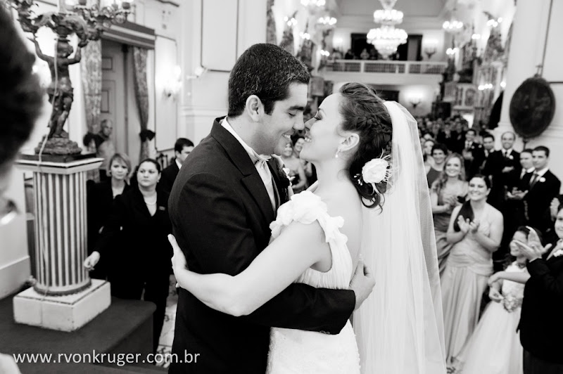 Fotos de Mariana e Diogo. Foto numero 30 de Rogerio von Kruger, fotografo no Rio de Janeiro (RJ), que faz fotos de casamento, fotos de musica, fotos de shows e fotos de eventos. Rogerio von Kruger faz fotos digitais de casamento no Rio de Janeiro, RJ. fotos de casamento foto digital rio janeiro rj festa noiva noivas festas album casamentos digitais retrato fotografia e filmagem bodas
