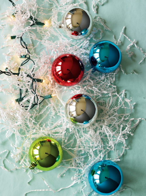 [Traditional-glass-ornaments-christma%255B2%255D.png]