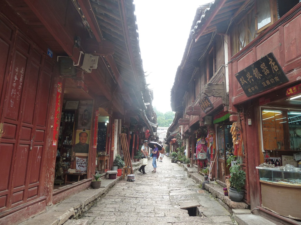 [China-Lijiang-27-July-2012-123.jpg]