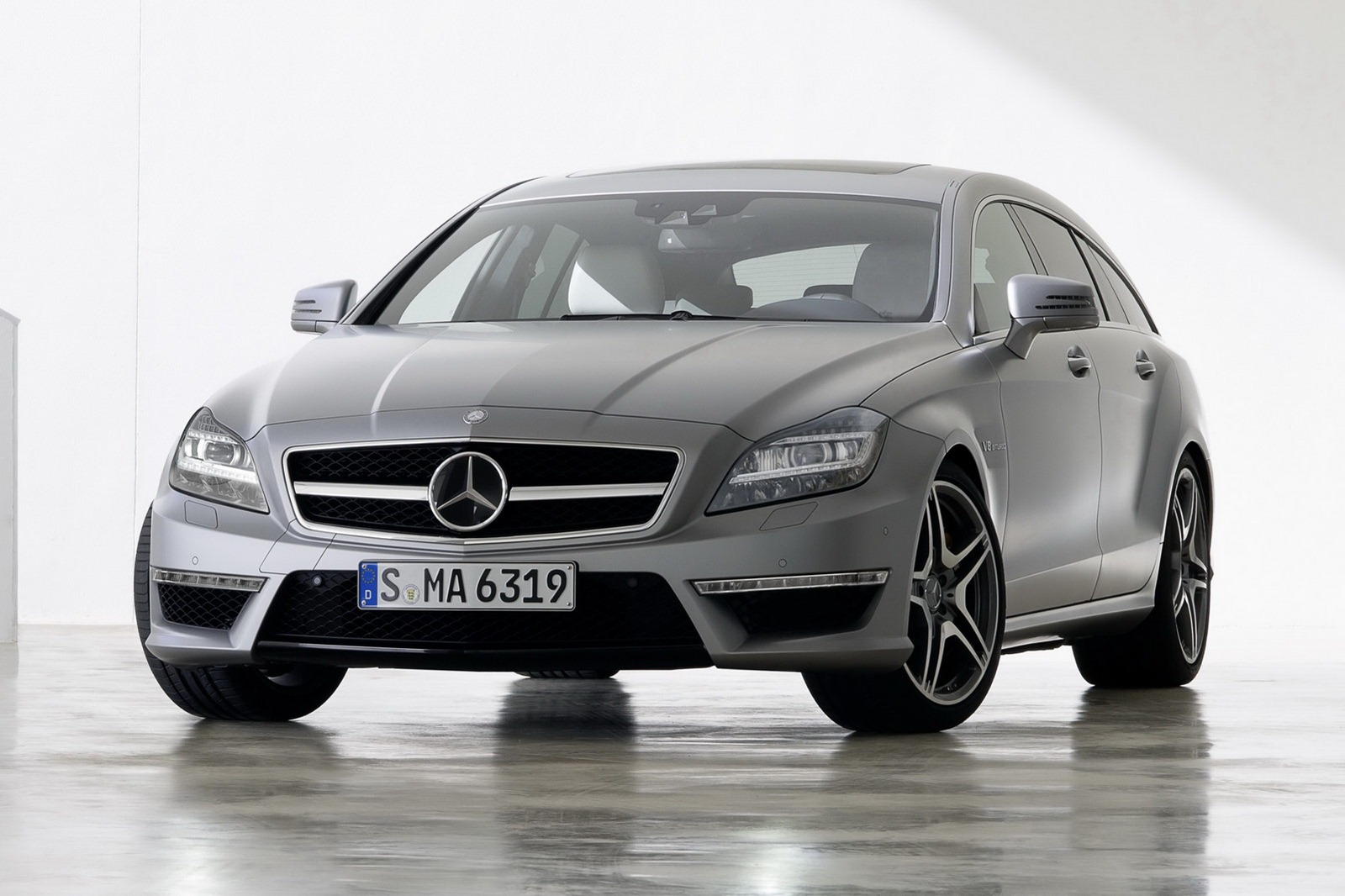 Mercedes-CLS-63-AMG-Shooting-Brake-012[2].jpg