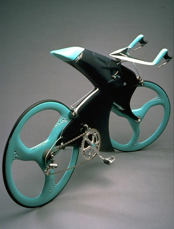 BMW Bycycles: Just when you thought you can't do anymore innovation with a Bicycle