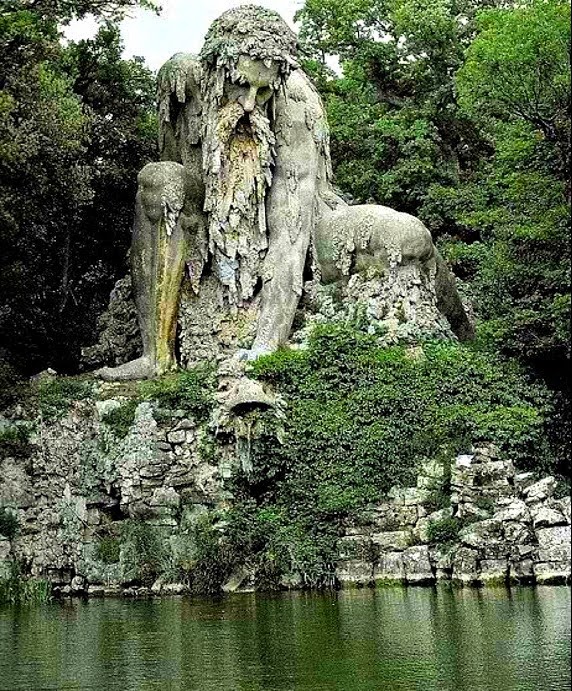 [The-Appennine-Colossus-just-north-of-Florence-Italy%255B20%255D.jpg]