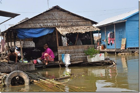 Cambodia Kampong Chhnang floating village 131025_0201