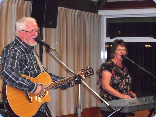 Gavin and Phyllis Prentice (Break Thru) were our guest artists for the evening and having come all the way from the South Island to entertain us! They played a variety of genres, including: C & W; Light Rock; and Easy Listening.