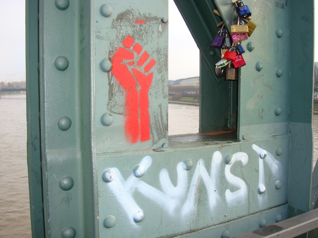 [DSC061683.jpg]