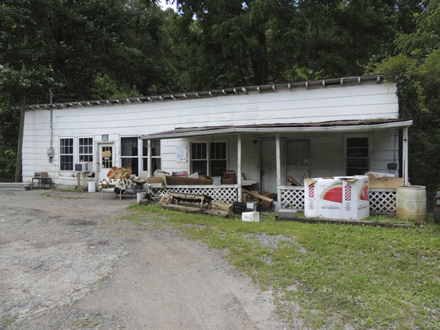 This photo taken on 12 July 2013, shows the Salyers' produce stand in Council, Va. Four out of five U.S. adults struggle with joblessness, near poverty or reliance on welfare for at least parts of their lives, a sign of deteriorating economic security and a vanishing American Dream. Hardship is particularly on the rise among whites, based on several measures. Pessimism among that racial group about their families&rsquo; economic futures has climbed to the highest point since at least 1987. In the most recent AP-GfK poll, 63 percent of whites called the economy 'poor'. Photo: Debra McCown / AP