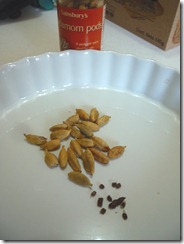 Cardamomo vainas y semillas (2) Cardamomo vainas y semillas (2)