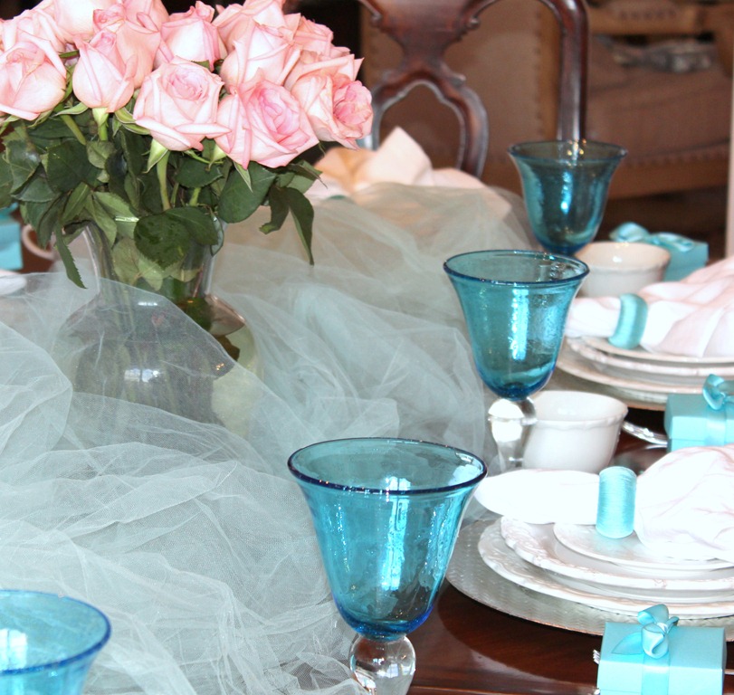 [February%25205%252C%25202012%2520Tiffany%2520Tablescape%2520036%255B4%255D.jpg]