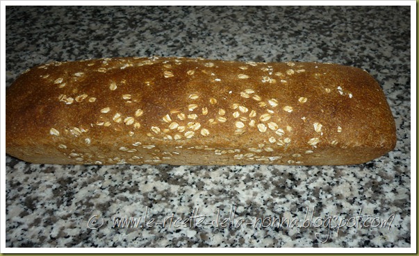 Pane integrale con pasta madre ai fiocchi d'avena (8)