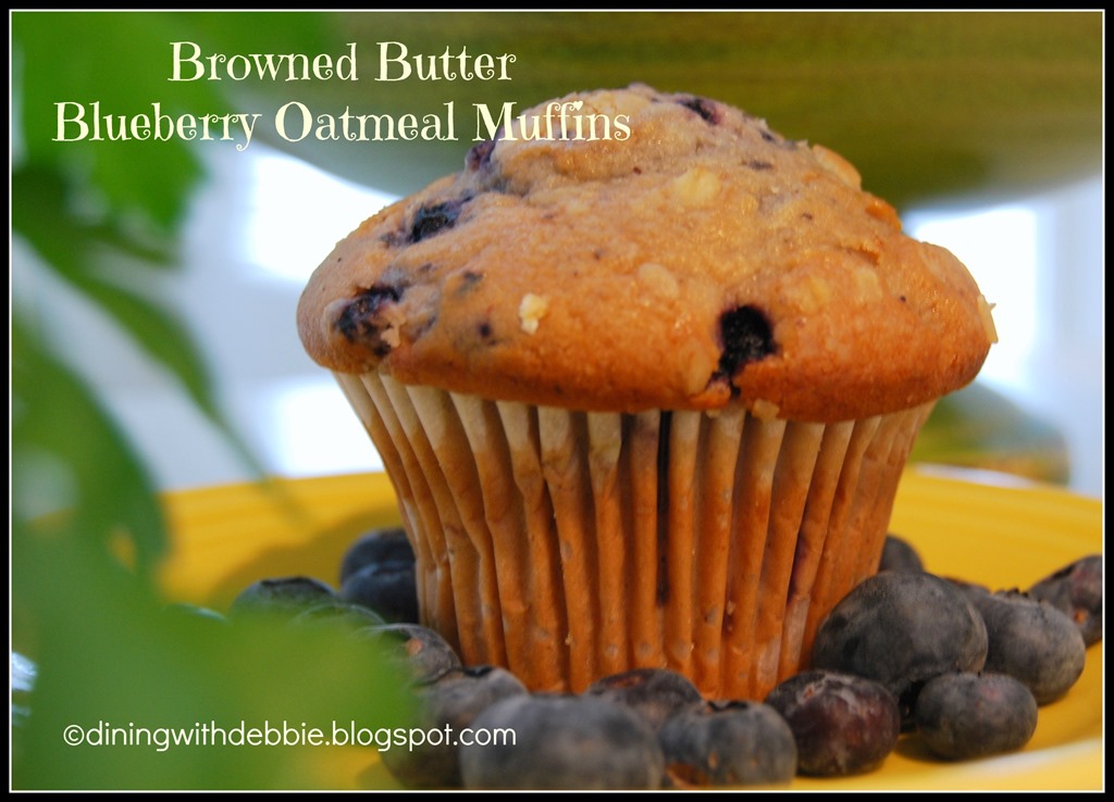 [diningwithdebbie%2520blueberry%2520oatmeal%2520muffins%255B4%255D.jpg]