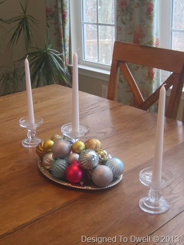 Simple Christmas Table Decor