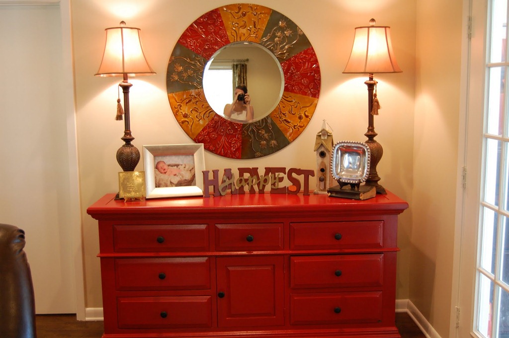 [red%2520dresser%255B2%255D.jpg]