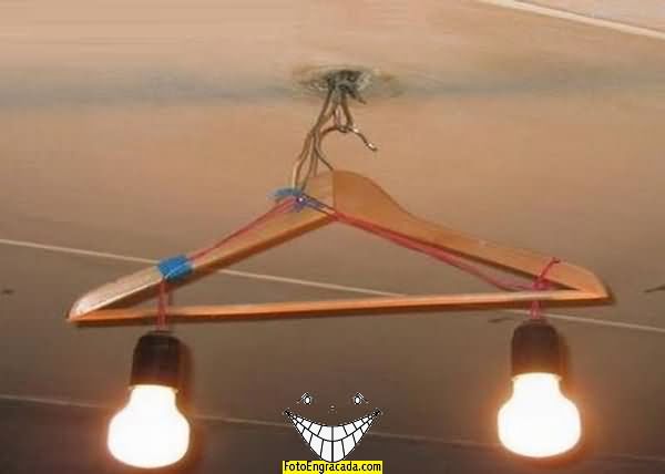 Cabide lumin�ria