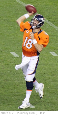 'Peyton Manning throwing a pass -- intensively.' photo (c) 2012, Jeffrey Beall - license: http://creativecommons.org/licenses/by-sa/2.0/