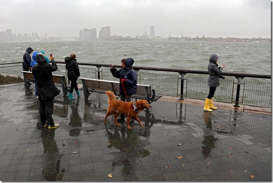 hurricane-sandy-people-photos-6