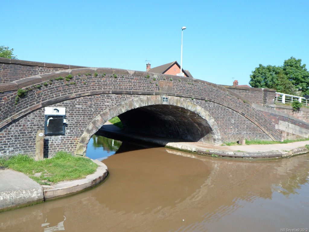 [SAM_0431%2520Wardle%2520Junction%255B3%255D.jpg]