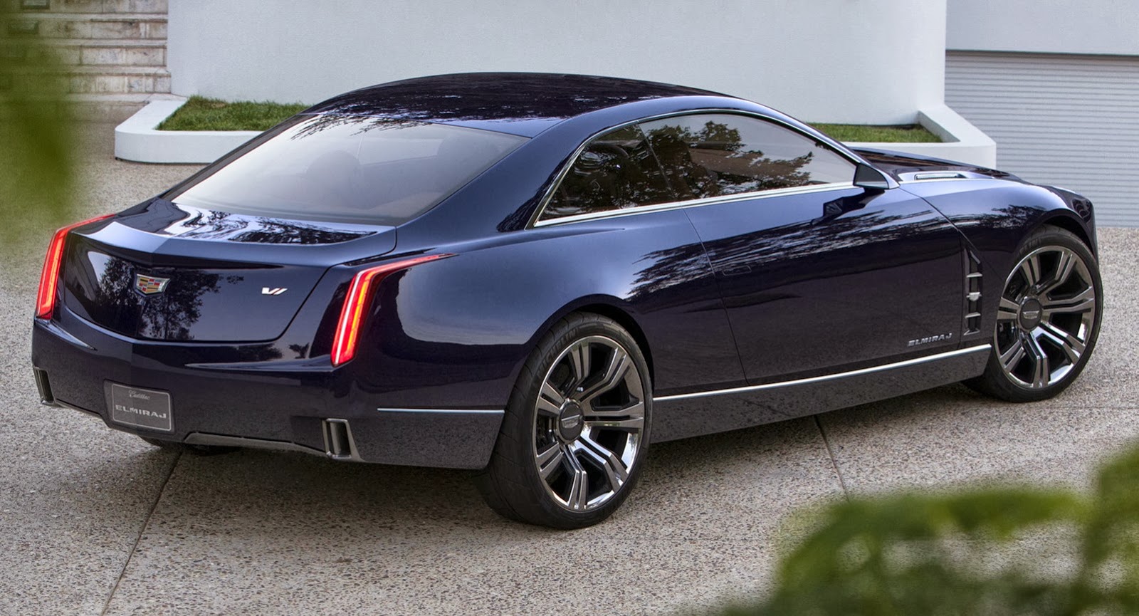 [Cadillac-vs-Mercedes-29%255B3%255D.jpg]