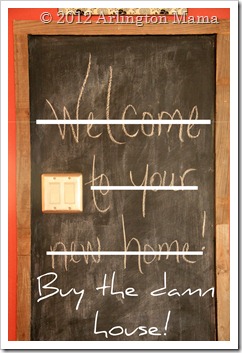 Chalkboard message "House Staging", "Home Staging", "Home Staging Tips", "Selling your house"