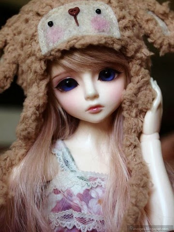 [Doll-alone-girl-cute-barbie-brunette-pretty-innocent%255B7%255D.jpg]